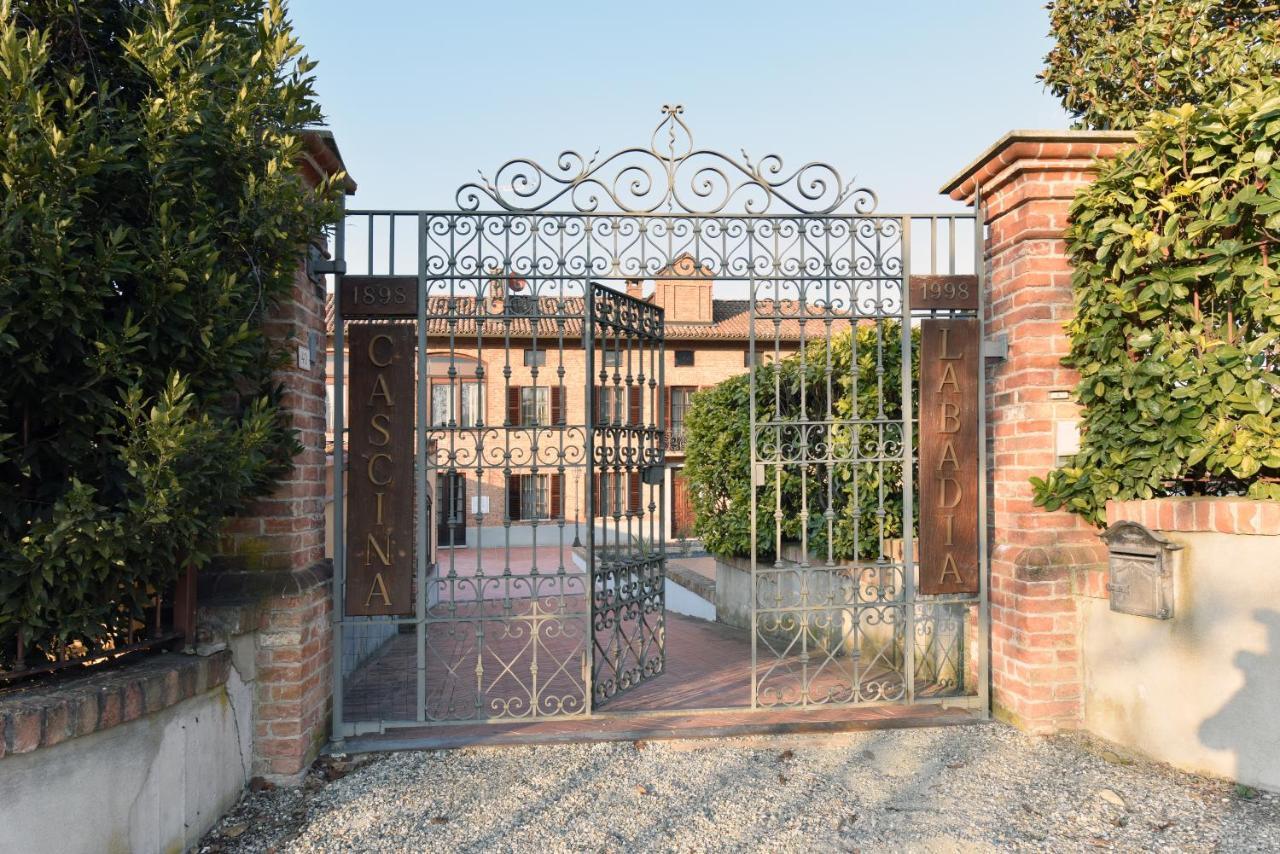 Cascina La Badia Bed and Breakfast Montegrosso d'Asti Eksteriør billede