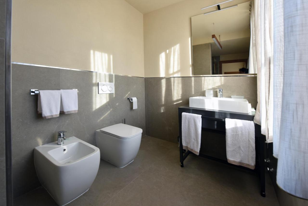 Cascina La Badia Bed and Breakfast Montegrosso d'Asti Eksteriør billede