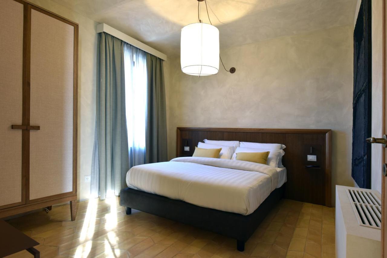 Cascina La Badia Bed and Breakfast Montegrosso d'Asti Eksteriør billede